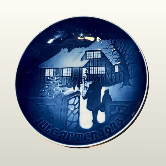 Bing & Grøndahl Christmas Plate Trio 1973–1975 | Copenhagen Porcelain Blue Set - Picture 6 of 8